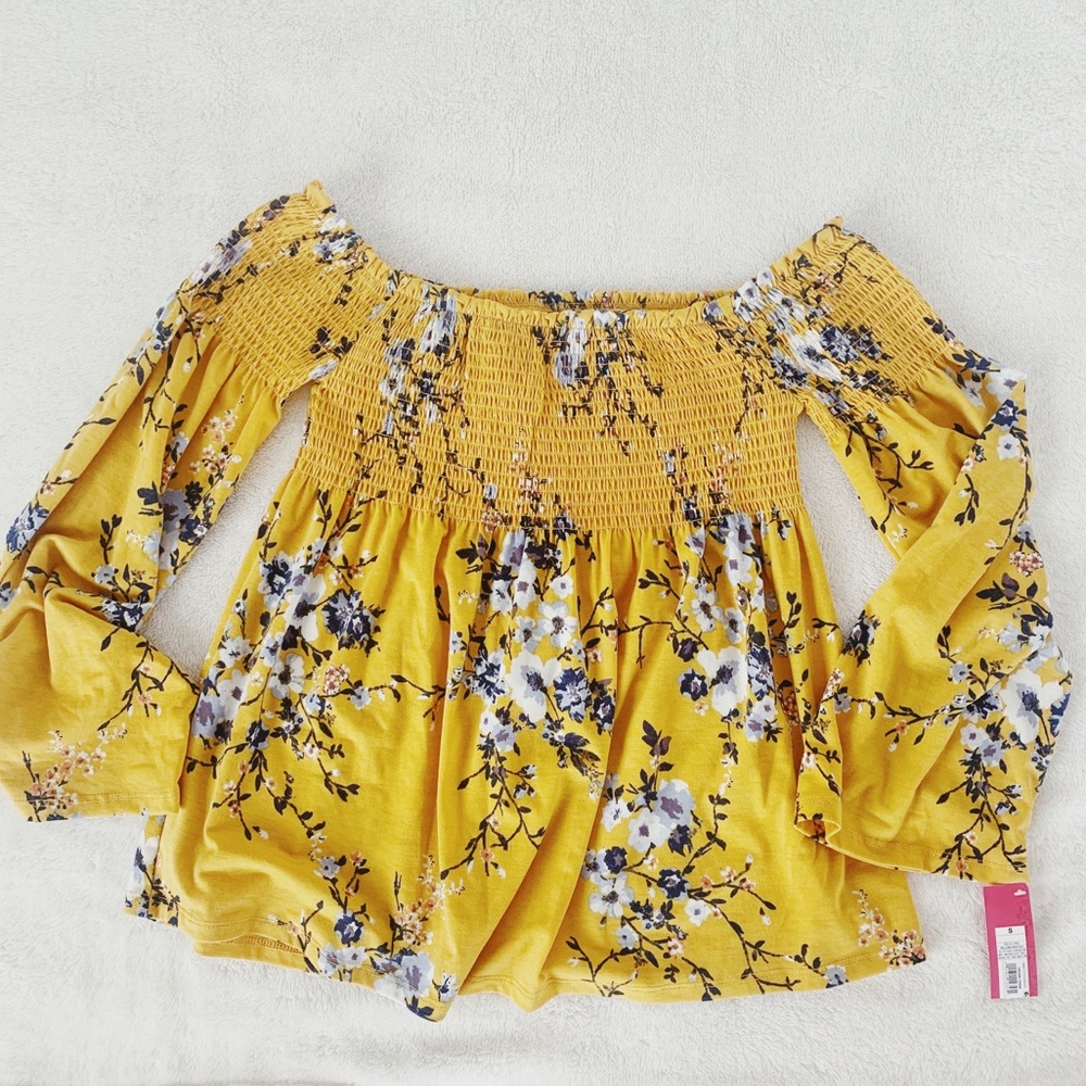 NWT-Xhilaration-Small floral off the shoulder top